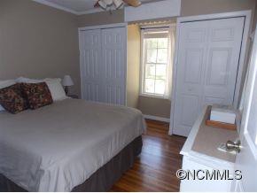 709 Hebron Road Hendersonville, NC 28739 - Photo 4 of 19 Gallery Image 4