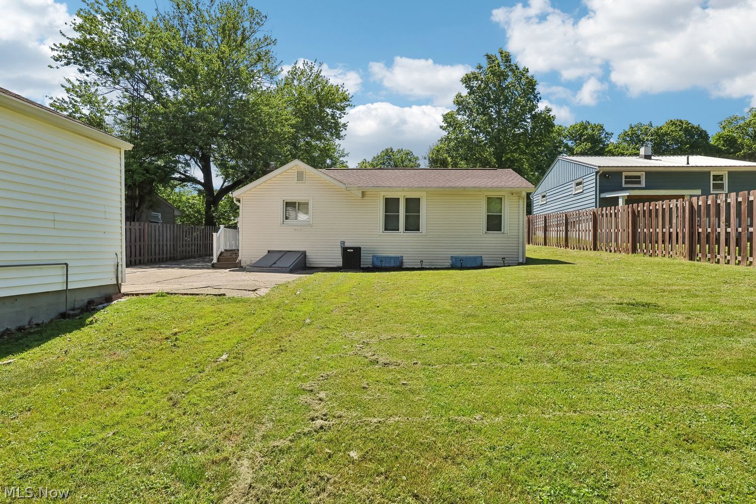 240 South Hickin Street Rittman, OH 44270 - Photo 29 of 37