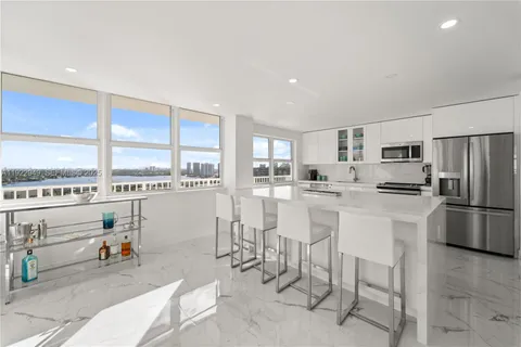 $499,000 | 2801 Northeast 183rd Street, Unit 2116W, Aventura, FL 33160