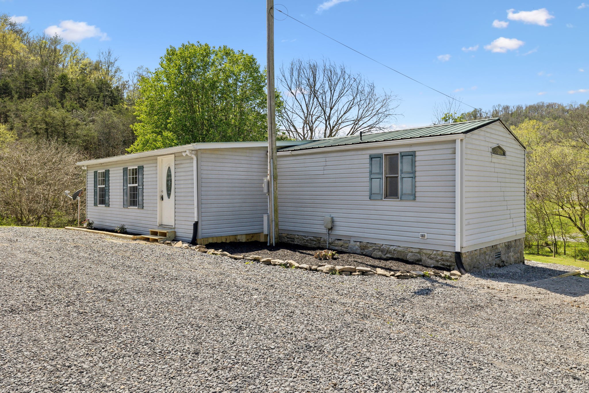 114 Hackett Hollow Road Pleasant Shade, TN 37145 - Photo 27 of 43 Gallery Image 27