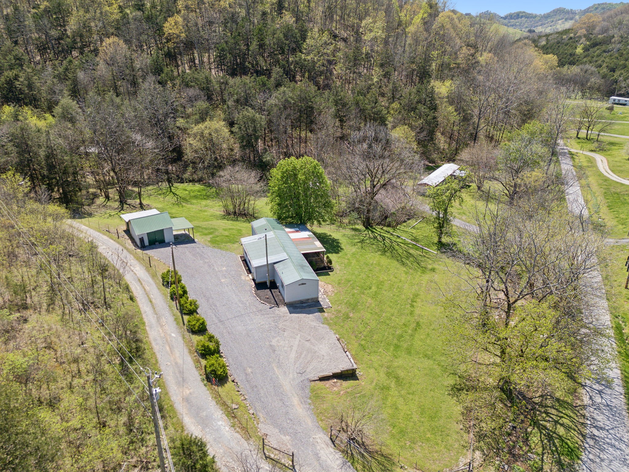 114 Hackett Hollow Road Pleasant Shade, TN 37145 - Photo 41 of 43 Gallery Image 41