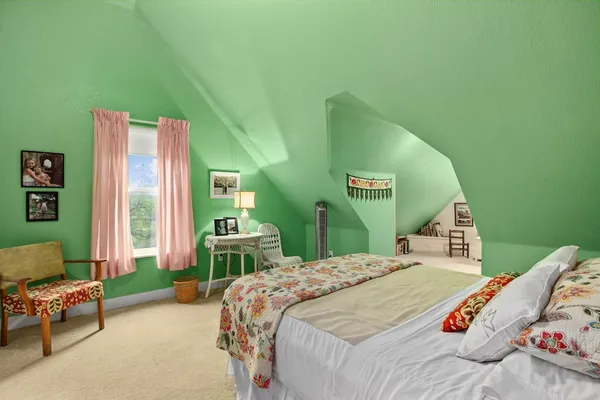 $1,249,000 | 211 Riverside Drive West, Llano, TX 78643