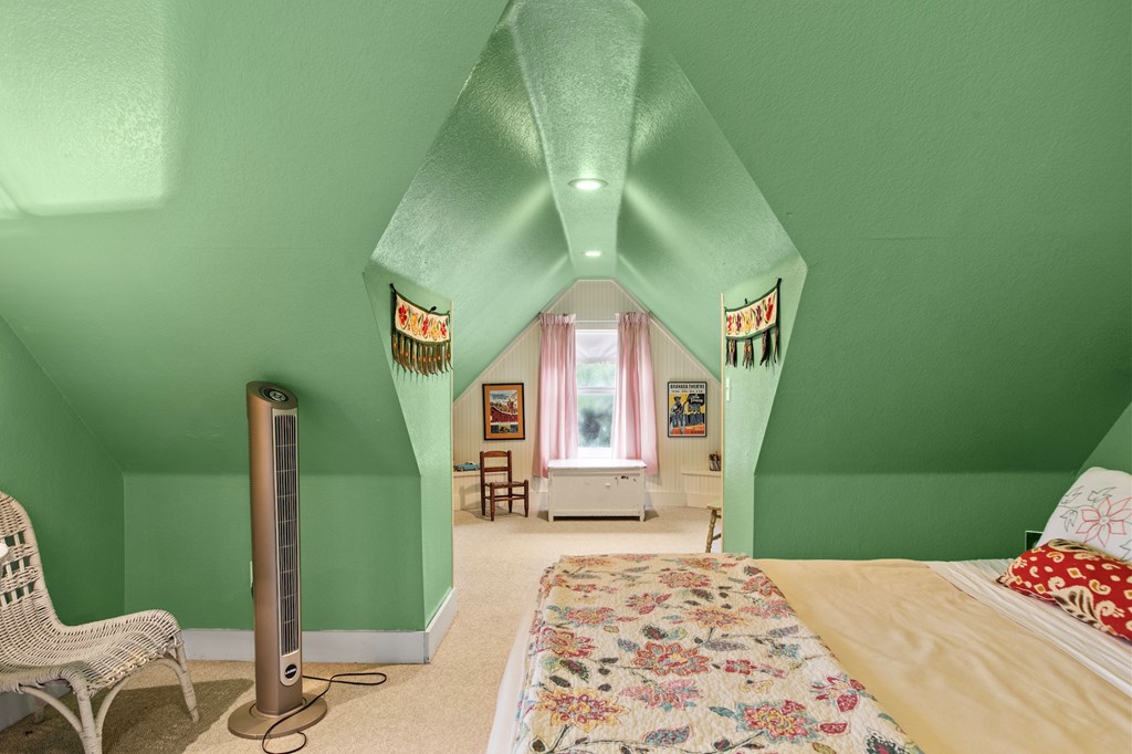 211 Riverside Drive West Llano, TX 78643 - Photo 4 of 76