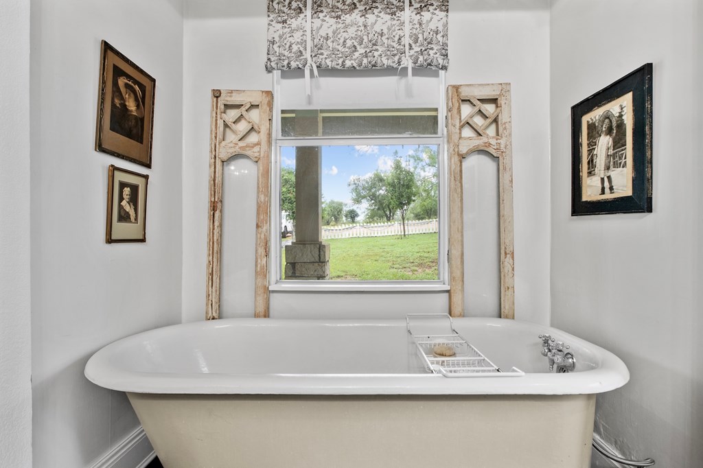 211 Riverside Drive West Llano, TX 78643 - Photo 45 of 76