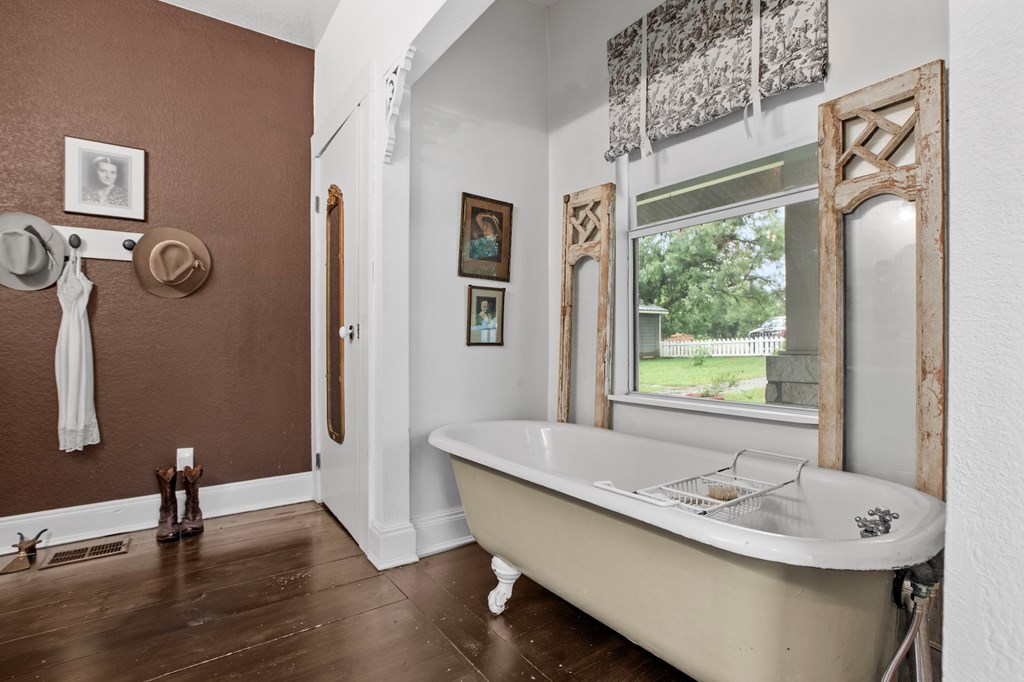 211 Riverside Drive West Llano, TX 78643 - Photo 46 of 76