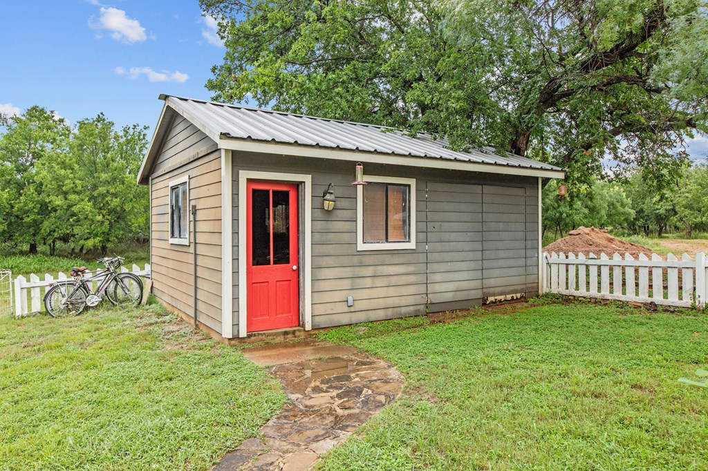 211 Riverside Drive West Llano, TX 78643 - Photo 58 of 76