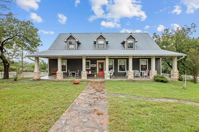 $1,249,000 | 211 Riverside Drive West, Llano, TX 78643