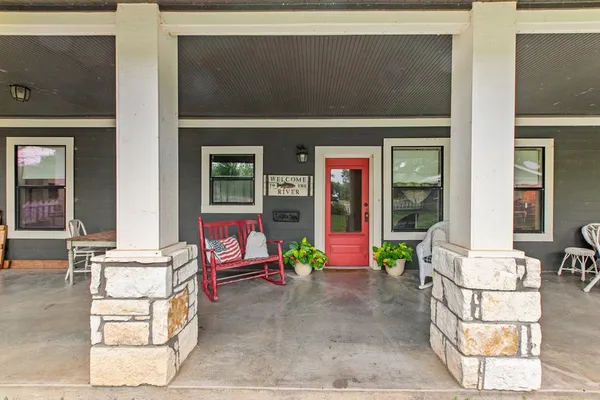 $1,249,000 | 211 Riverside Drive West, Llano, TX 78643