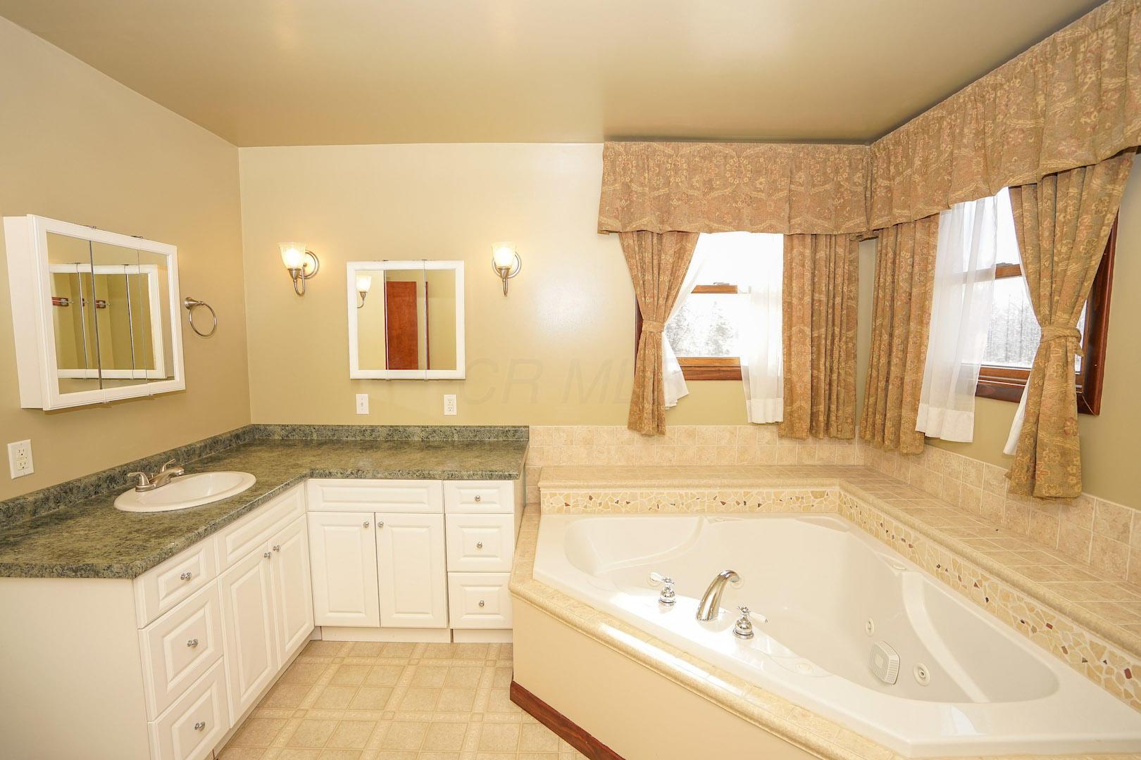 2420 Swart Road Albany, OH 45710 - Photo 48 of 71