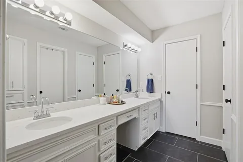 $440,000 | 1622 Shadow Moss Way, Carrollton, TX 75007