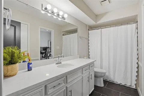 $440,000 | 1622 Shadow Moss Way, Carrollton, TX 75007