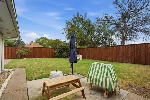 $440,000 | 1622 Shadow Moss Way, Carrollton, TX 75007