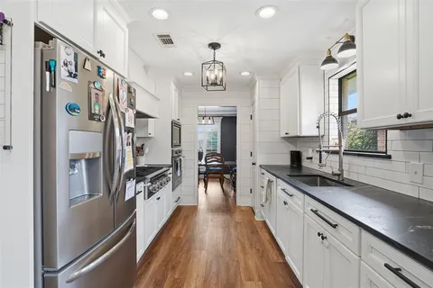 $440,000 | 1622 Shadow Moss Way, Carrollton, TX 75007