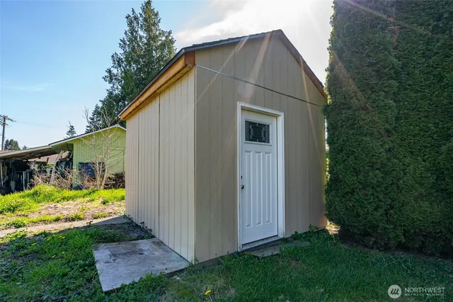 $419,000 | 1107 Eshom Road, Centralia, WA 98531