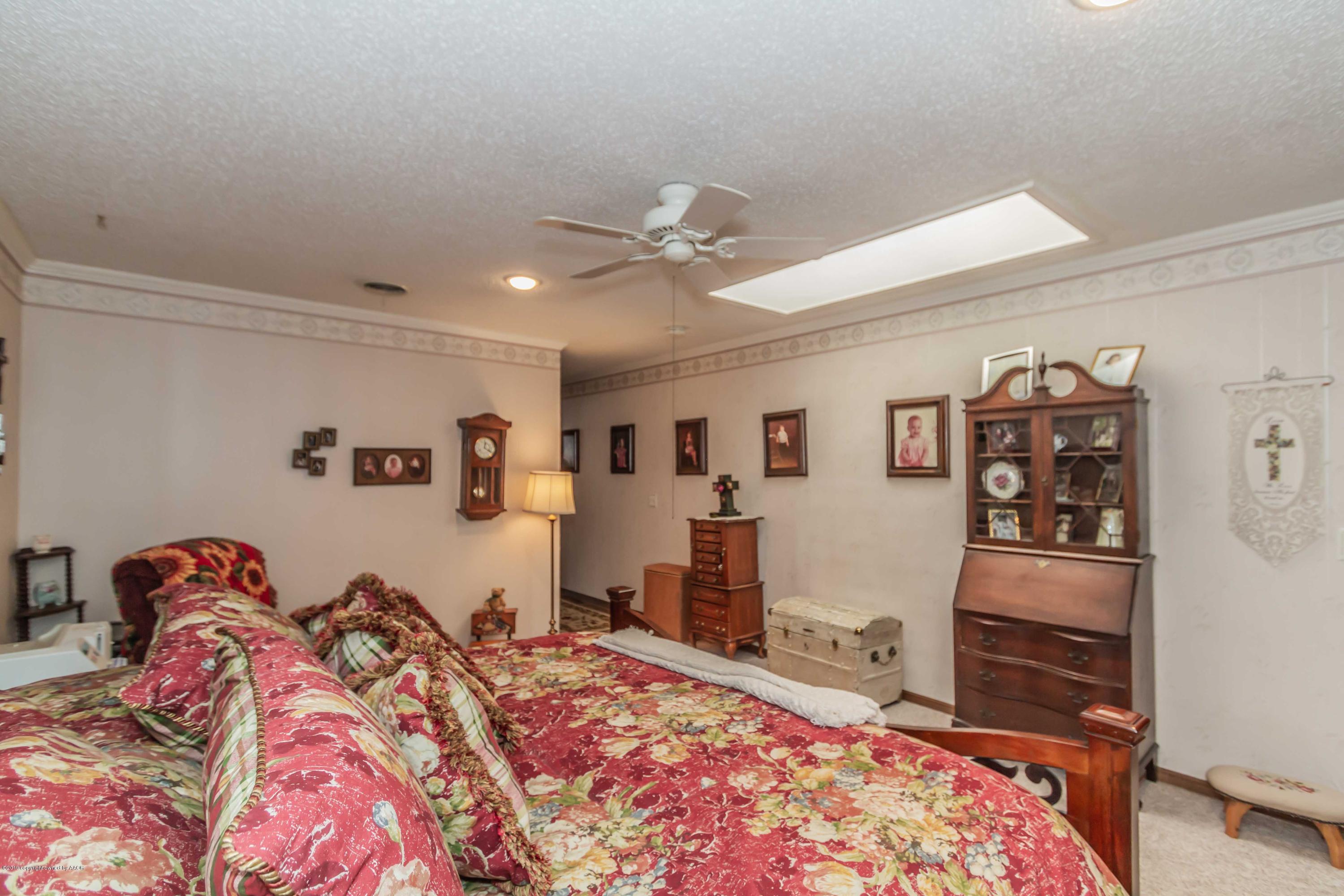 6132 Belpree Road Amarillo, TX 79106 - Photo 18 of 38 MASTER VIEW 3