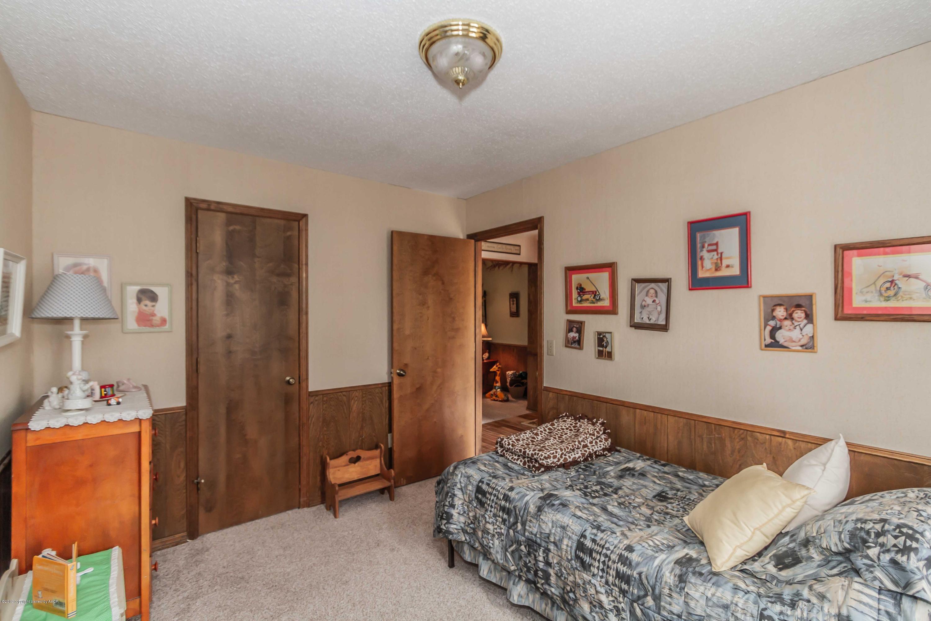 6132 Belpree Road Amarillo, TX 79106 - Photo 26 of 38 BEDROOM 2 VIEW 4