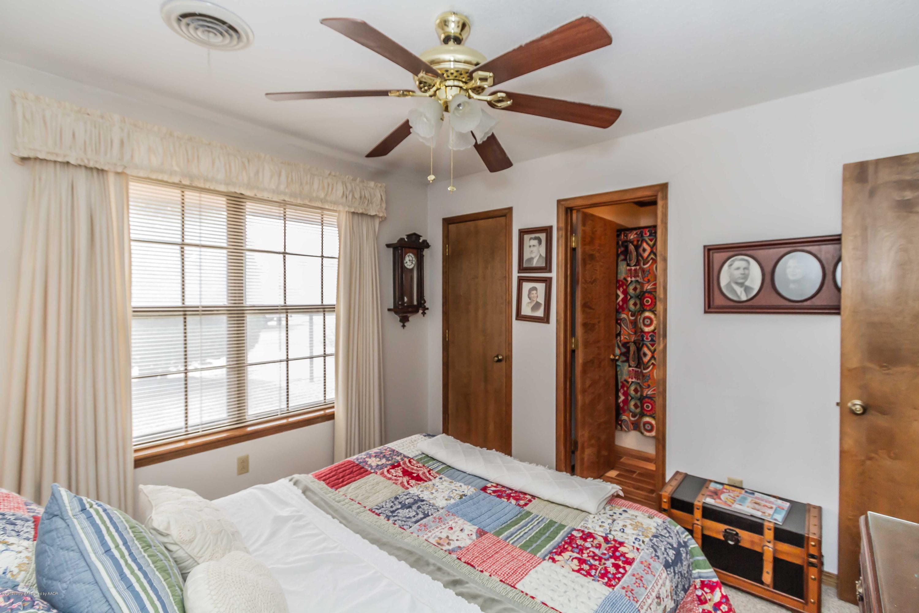 6132 Belpree Road Amarillo, TX 79106 - Photo 30 of 38 BEDROOM 3 VIEW 4