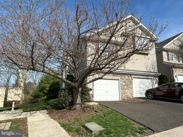 $3,200 | 445 Fort Hill Circle, Fort Washington, PA 19034