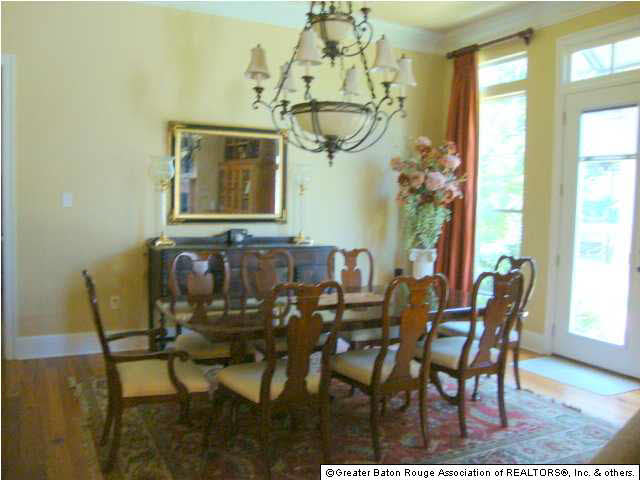 2010 Lac Cache Court Baton Rouge, LA 70816 - Photo 3 of 21 Gallery Image 3