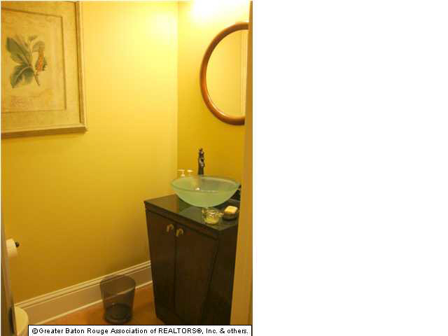 2010 Lac Cache Court Baton Rouge, LA 70816 - Photo 5 of 21 Gallery Image 5