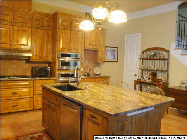 2010 Lac Cache Court Baton Rouge, LA 70816 - Photo 7 of 21 Gallery Image 7