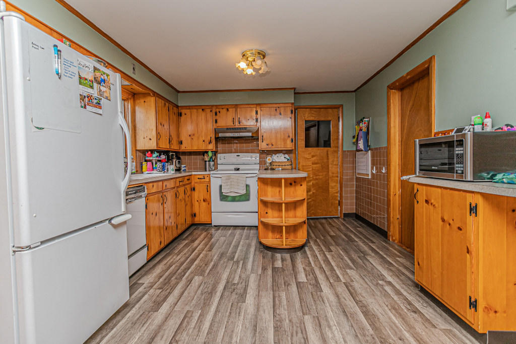 73 Weld Road Wilton, ME 04294 - Photo 3 of 29 - (13 of 32)