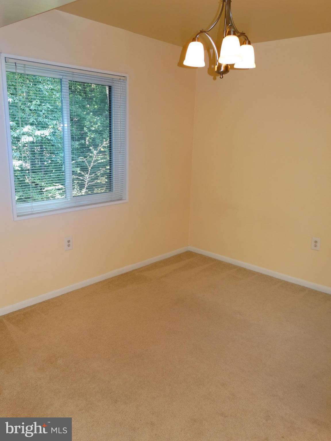 1538 Northgate Square, Unit 21B Reston, VA 20190 - Photo 15 of 26 Dining Room