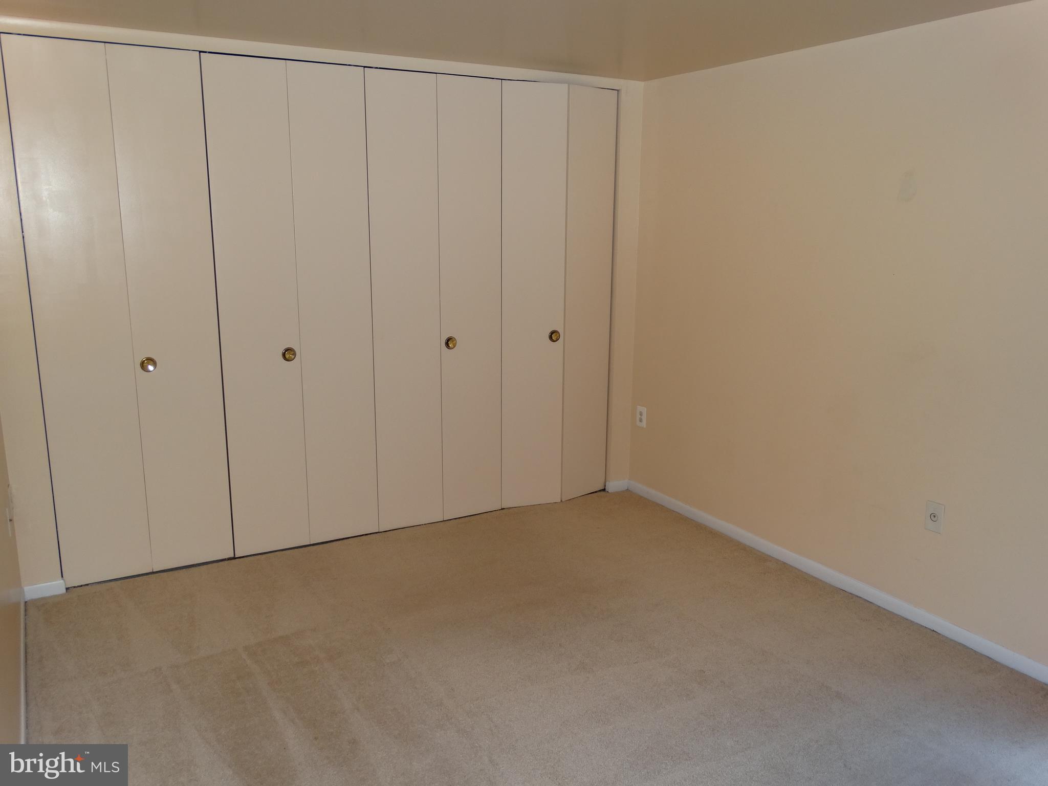 1538 Northgate Square, Unit 21B Reston, VA 20190 - Photo 20 of 26 Bedroom