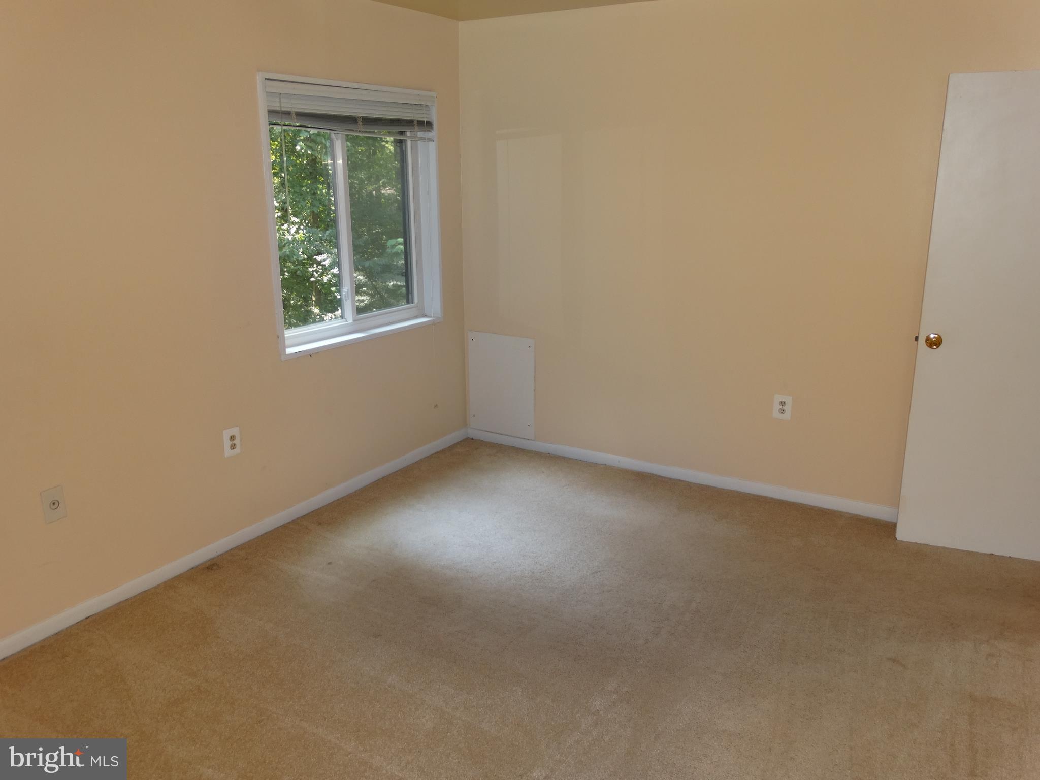1538 Northgate Square, Unit 21B Reston, VA 20190 - Photo 21 of 26 Bedroom