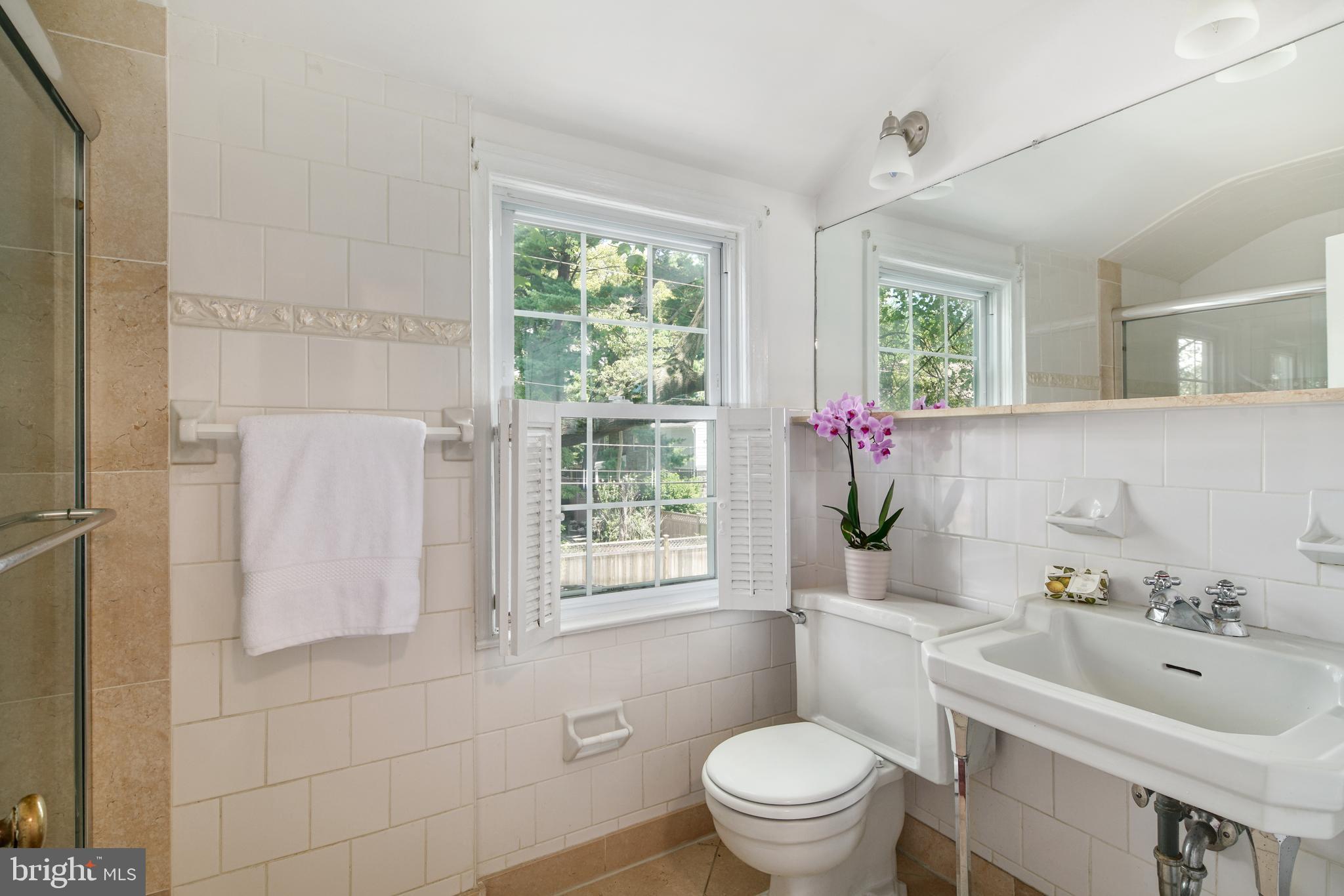 433 Haverford Road Wynnewood, PA 19096 - Photo 19 of 32 HALL BATH with limestone floors