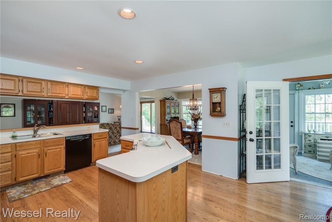 12253 East Ridge Drive Romeo, MI 48065 - Photo 18 of 46 Eridge-21.jpg