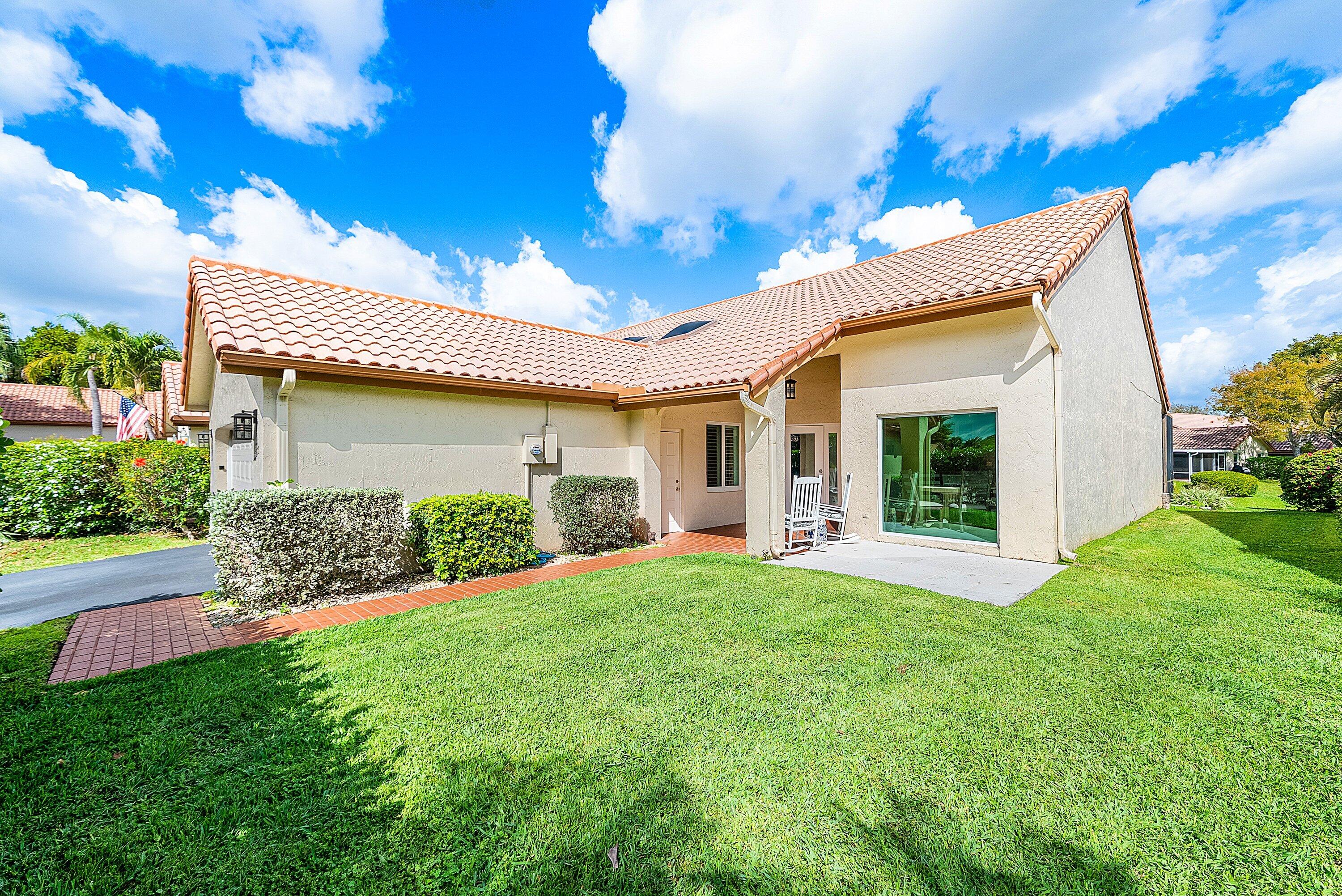 23373 Water Circle Boca Raton, FL 33486 - Photo 54 of 61 front entrance