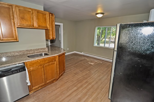 82 Mack Road Fitchburg, MA 01420 - Photo 8 of 17 Gallery Image 8