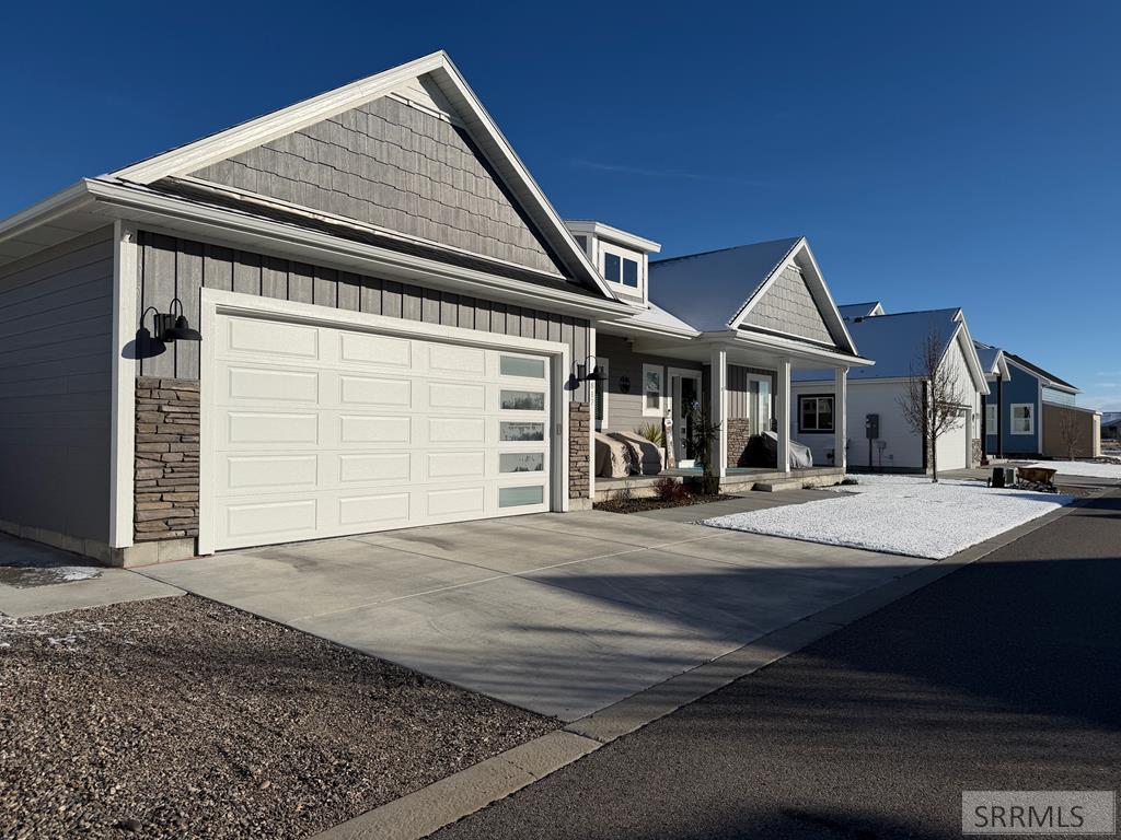 817 Harborside Loop Blackfoot, ID 83221 - Photo 1 of 1 Main View