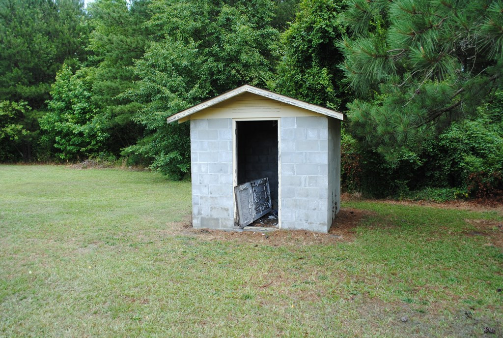 461 Bradley Road Bishopville, SC 29010 - Photo 28 of 34 Gallery Image 28