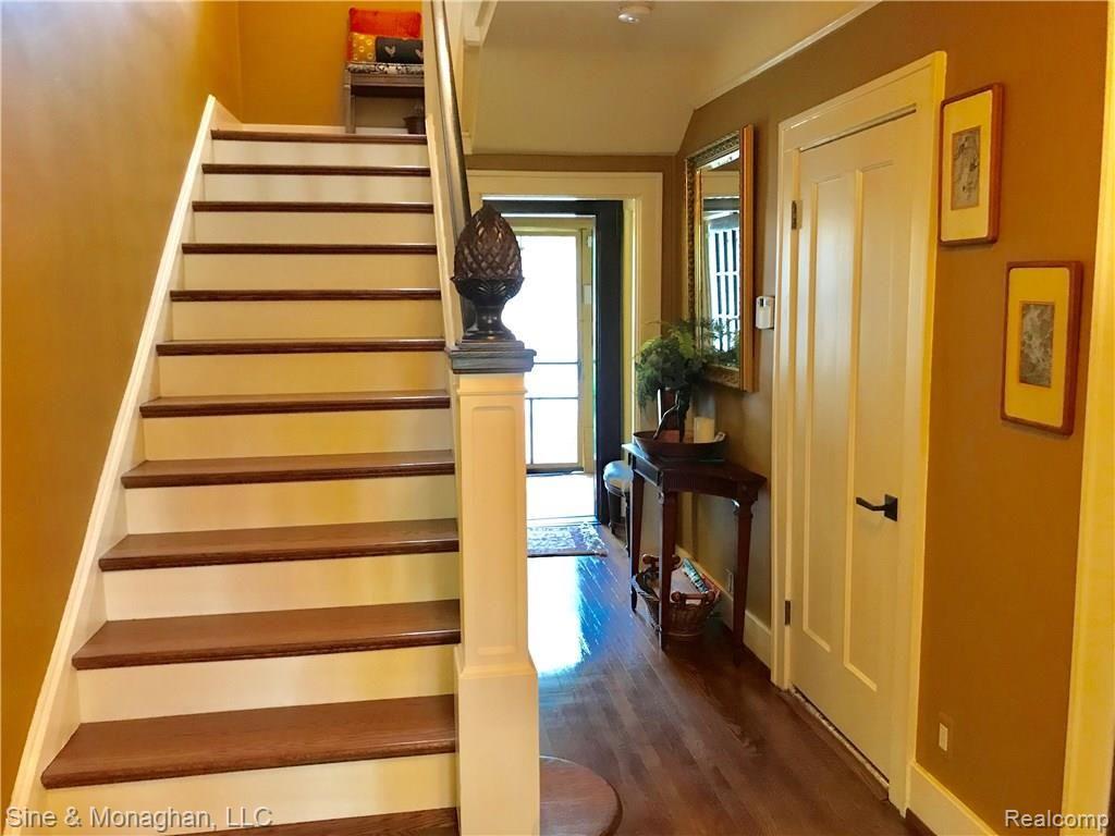 2127 Hawthorne Road Grosse Pointe, MI 48236 - Photo 10 of 84 IMG_0872.jpg
