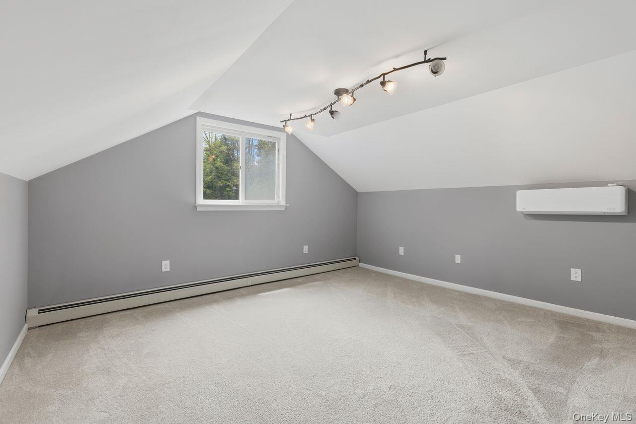 5 Adair Road Cortlandt Manor, NY 10567 - Photo 25 of 36 Third bedroom, great size
