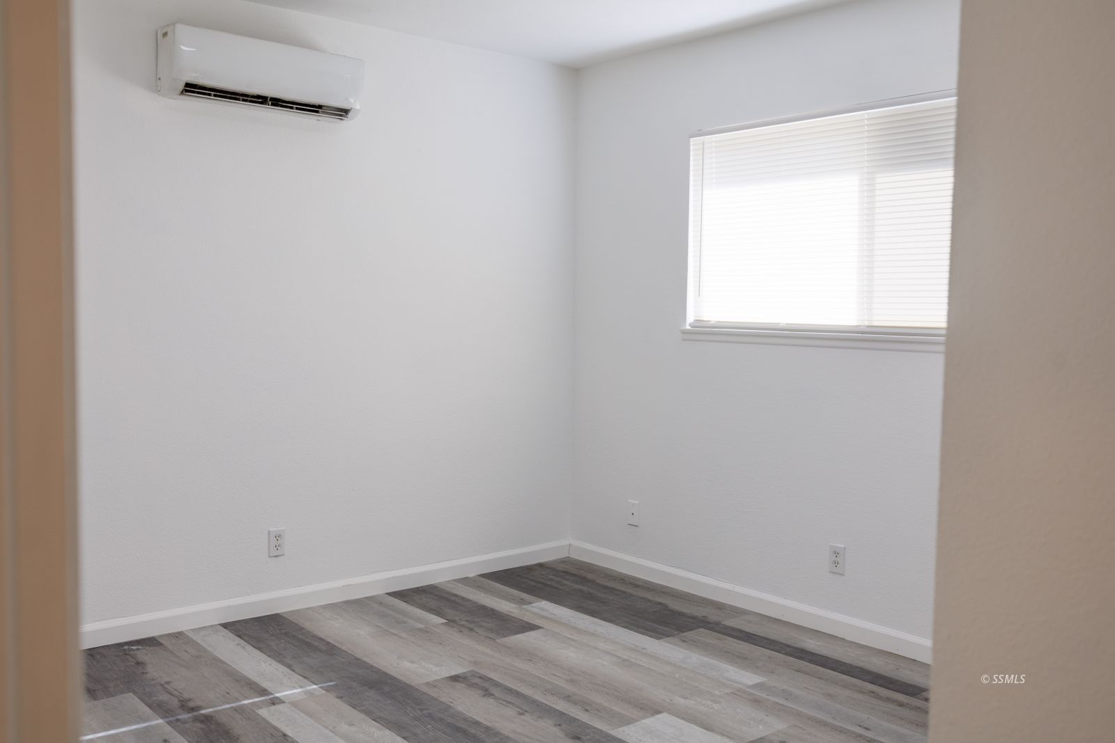 935 West Upjohn Avenue Ridgecrest, CA 93555 - Photo 17 of 40
