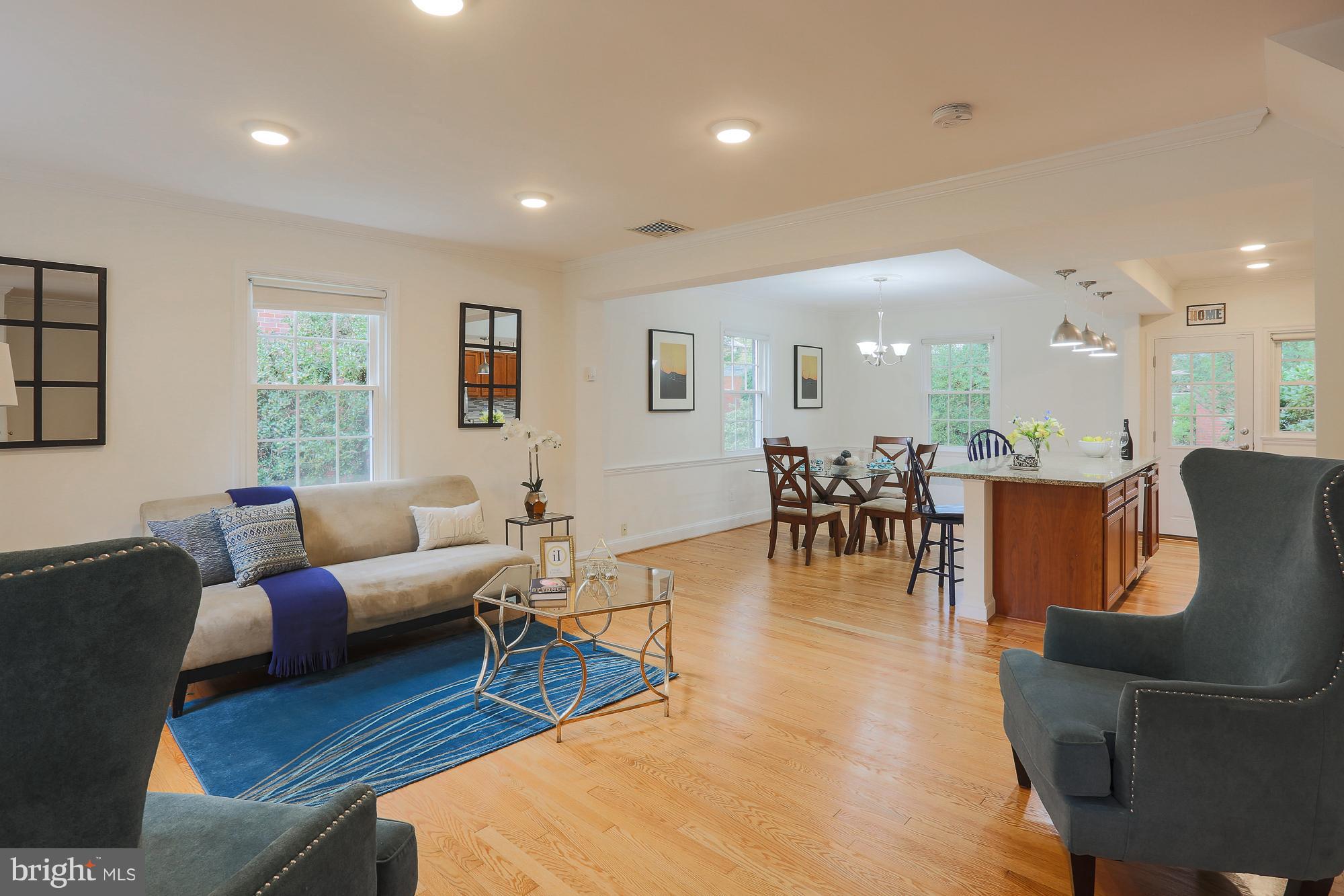 4212 Kelway Road Baltimore, MD 21218 - Photo 3 of 30 Living Room