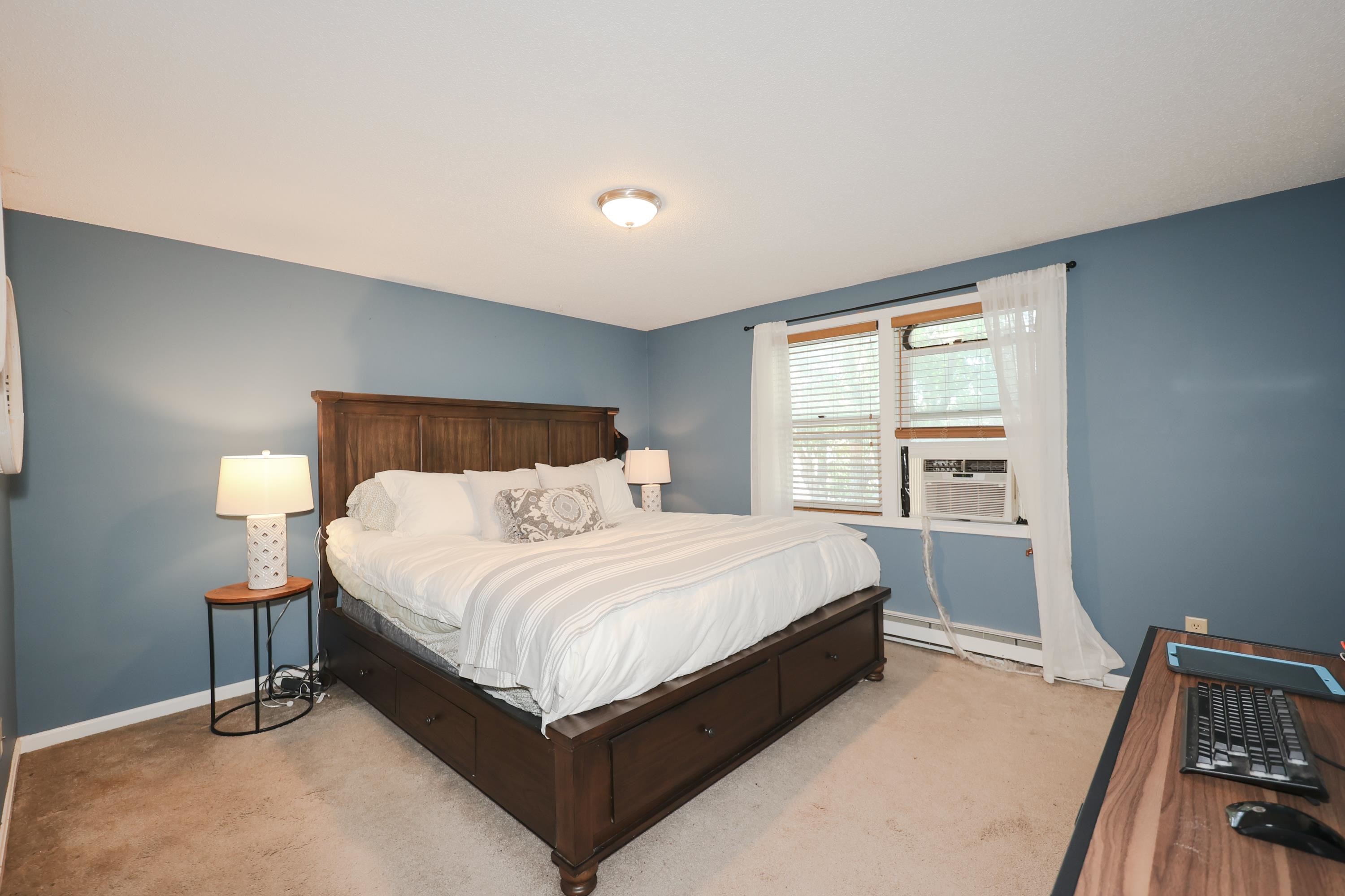 1035 South Mammoth Road, Unit 2 Manchester, NH 03109 - Photo 12 of 26