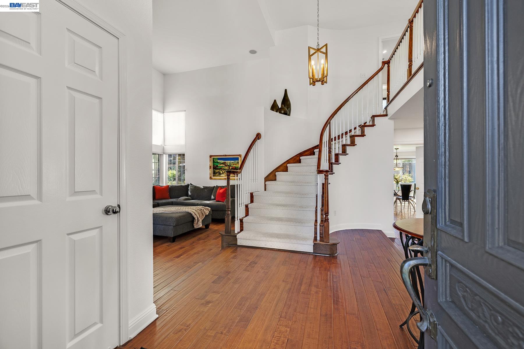 104 Wildflower Valley Court San Ramon, CA 94582 - Photo 3 of 61 Gallery Image 3