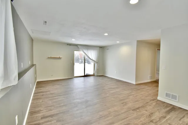 $349,000 | 10432 287th Avenue Northwest, Zimmerman, MN 55398