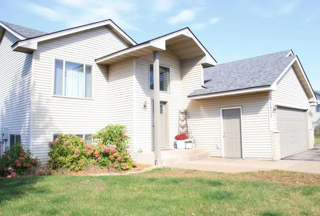 $349,000 | 10432 287th Avenue Northwest, Zimmerman, MN 55398