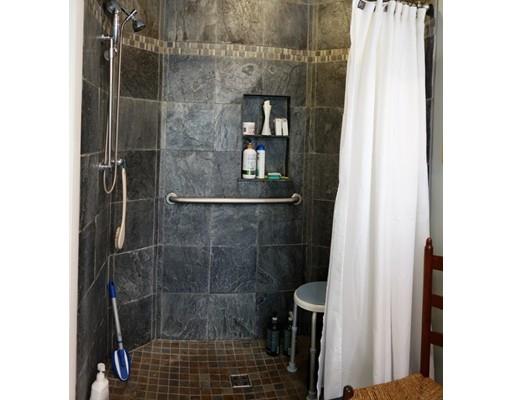 236 Middle Street Amherst, MA 01002 - Photo 23 of 34 Gallery Image 23