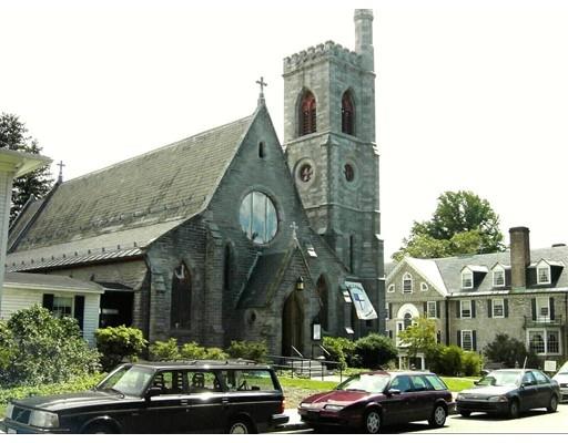 236 Middle Street Amherst, MA 01002 - Photo 33 of 34 Gallery Image 33