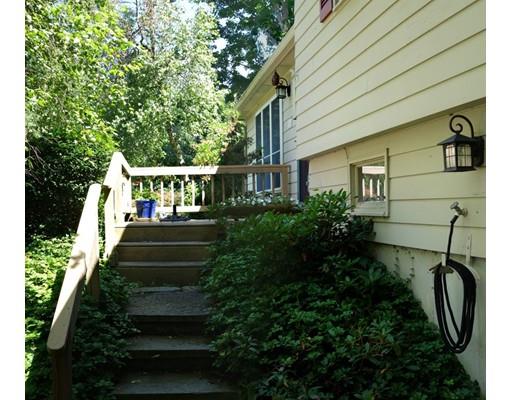 236 Middle Street Amherst, MA 01002 - Photo 4 of 34 Gallery Image 4