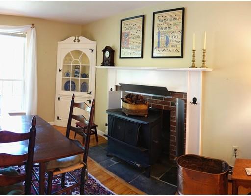 236 Middle Street Amherst, MA 01002 - Photo 6 of 34 Gallery Image 6