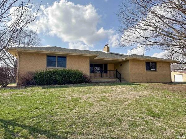$227,000 | 107 Anson Street, Middletown, IL 62666