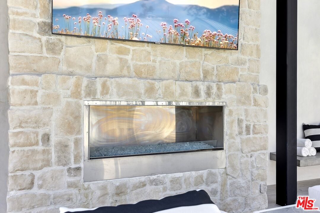 5565 Jed Smith Road Hidden Hills, CA 91302 - Photo 18 of 46 a view of wooden floor