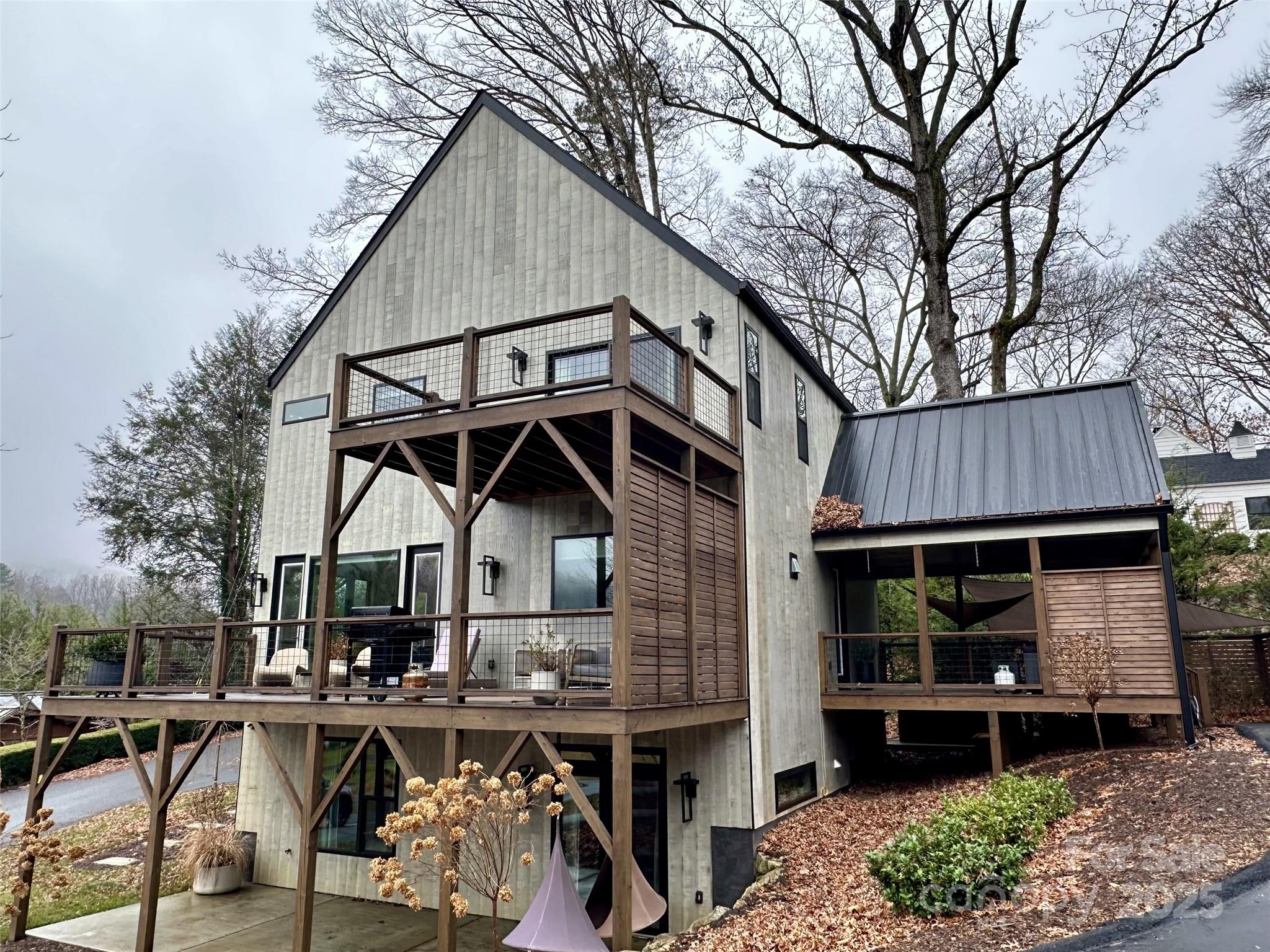 171 Surrey Road Waynesville, NC 28786 - Photo 1 of 2 Gallery Image 1